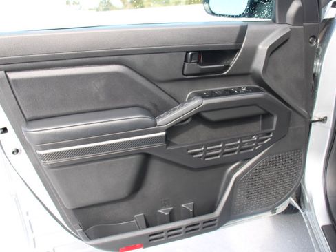 Certified 2024 Toyota Tacoma SR5 image 11