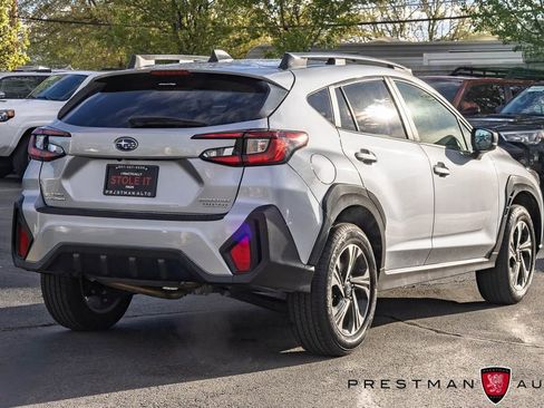 Used 2024 Subaru Crosstrek 2.0i Premium image 17