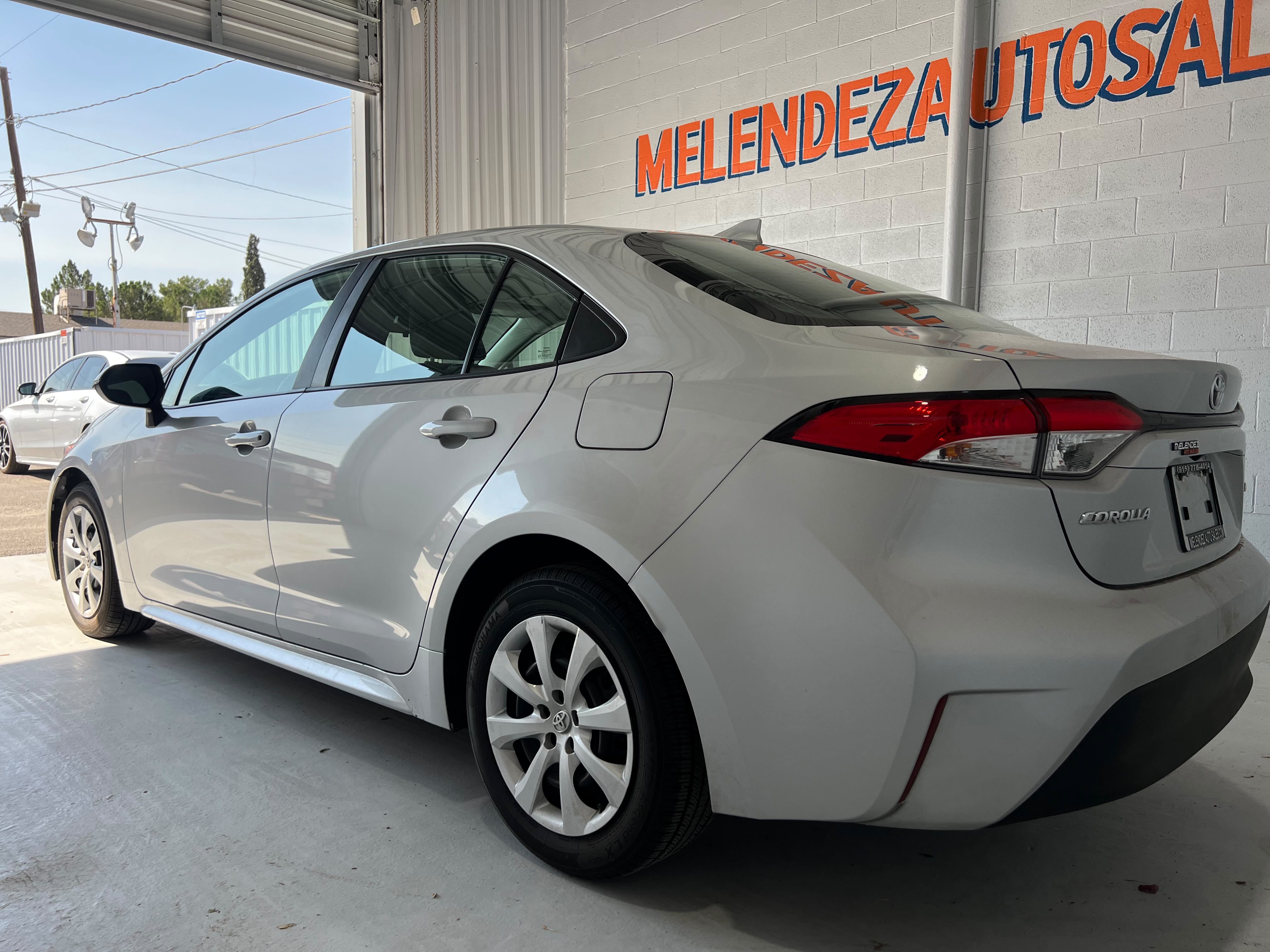 Used 2024 Toyota Corolla LE FWD image 3
