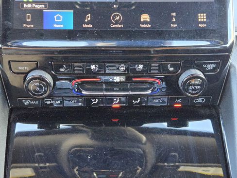 Used 2023 Jeep Grand Cherokee L Overland image 22