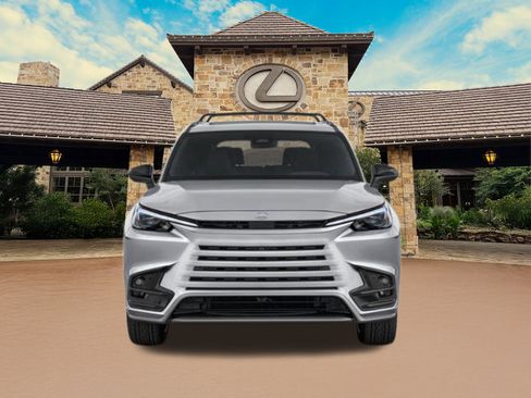 Used 2026 Lexus TX 500h AWD image 7