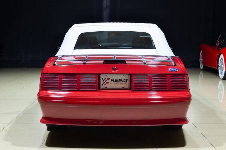 Used 1989 Ford Mustang GT RWD image 17