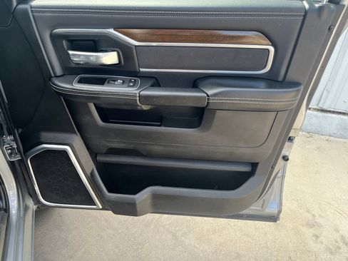Used 2022 RAM 2500 Laramie w/ Body Color Bumper Group RWD image 16