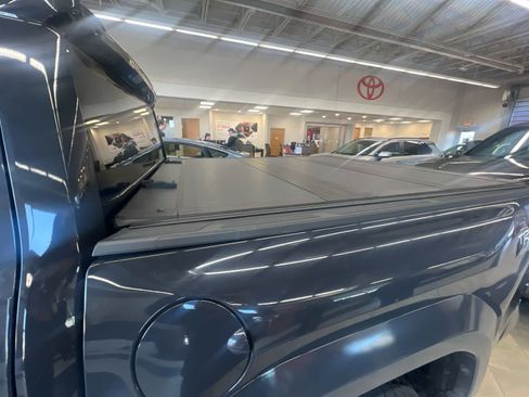 Used 2025 Toyota Tacoma TRD Sport image 4