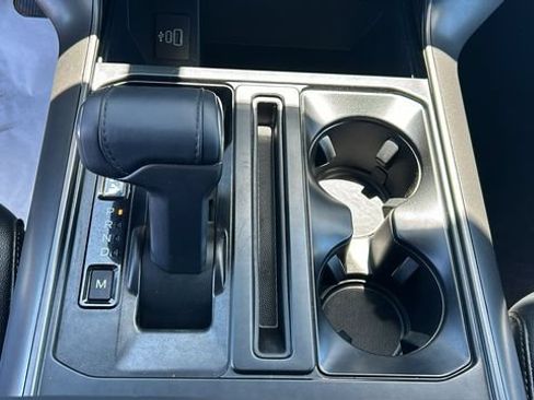 Used 2025 Ford F150 Lariat w/ Equipment Group 501A Mid AWD/4WD image 22