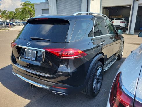 Certified 2021 Mercedes-Benz GLE 350 image 3