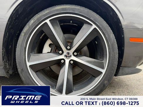 Used 2015 Dodge Challenger SXT w/ Super Sport Group (SS/T) RWD image 22