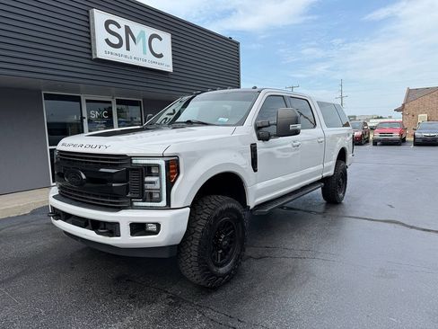Used 2018 Ford F250 XLT w/ XLT Value Package AWD/4WD image 2