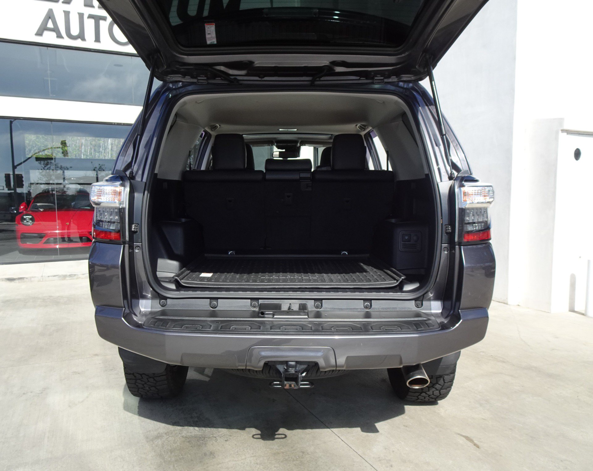 Used 2021 Toyota 4Runner Venture w/ Moonroof Package AWD/4WD image 6