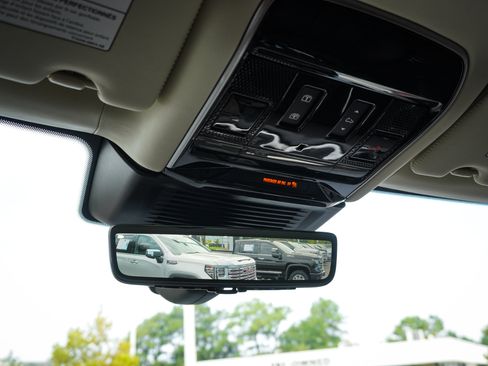 Used 2024 Land Rover Range Rover Autobiography AWD/4WD image 28