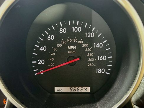 Used 2004 Lexus SC 430 Convertible RWD image 12