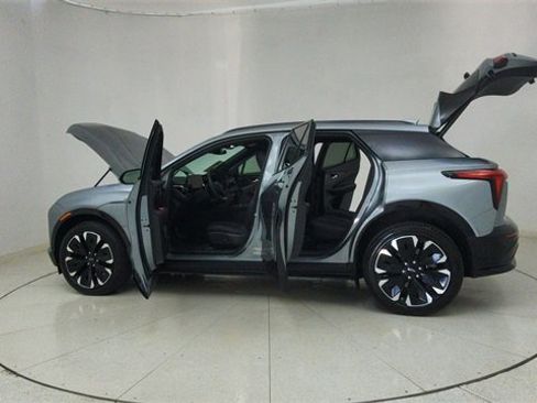 Used 2025 Chevrolet Blazer EV RS image 73