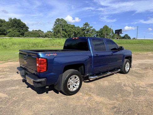 Used 2017 Chevrolet Silverado 1500 LT w/ All Star Edition AWD/4WD image 5