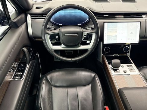Certified 2023 Land Rover Range Rover Autobiography AWD/4WD image 10