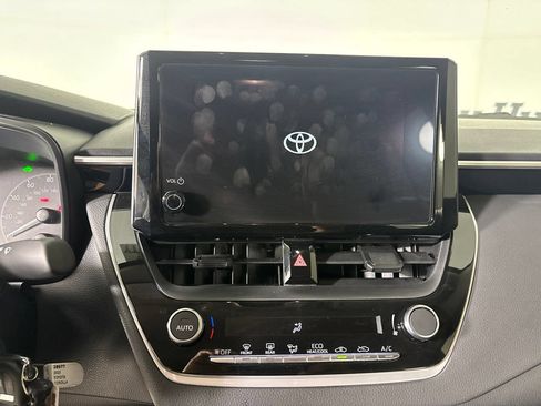 Used 2023 Toyota Corolla LE FWD image 14