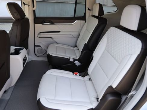 New 2026 GMC Acadia Denali w/ Super Cruise Package image 14