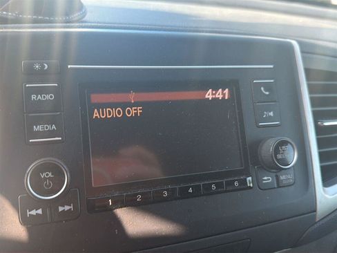 Used 2019 Honda Ridgeline RTL image 4