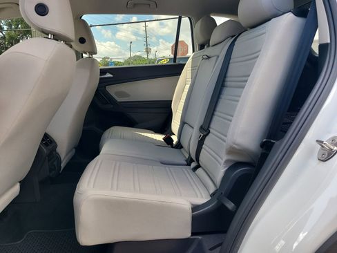 Used 2023 Volkswagen Tiguan S FWD image 9