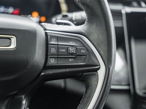 Used 2022 Jeep Grand Cherokee Altitude image 33