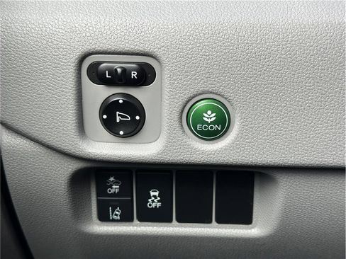 Used 2020 Honda Pilot EX image 27