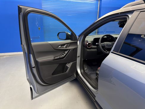 Used 2026 Chevrolet Equinox RS w/ LPO, Floor Liner Package image 10