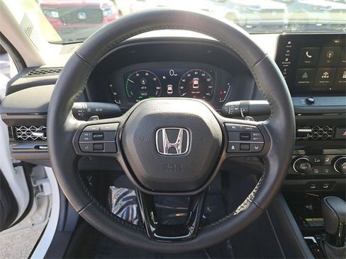 Certified 2025 Honda Accord EX-L image 25