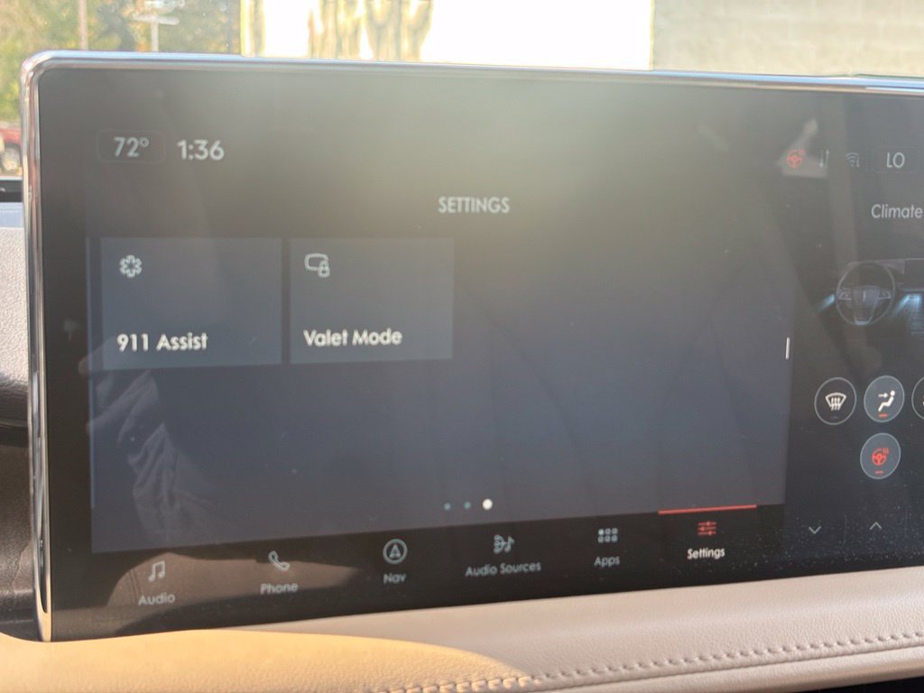Used 2023 Lincoln Nautilus Reserve w/ Luxury Package AWD/4WD image 34