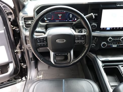Used 2025 Ford F450 Platinum w/ FX4 Off-Road Package AWD/4WD image 51