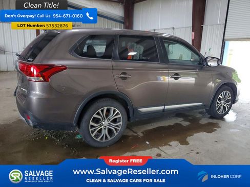 Used 2017 Mitsubishi Outlander AWD image 4