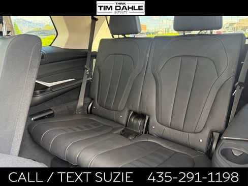 Used 2021 BMW X7 xDrive40i w/ Parking Assistance Package AWD/4WD image 13
