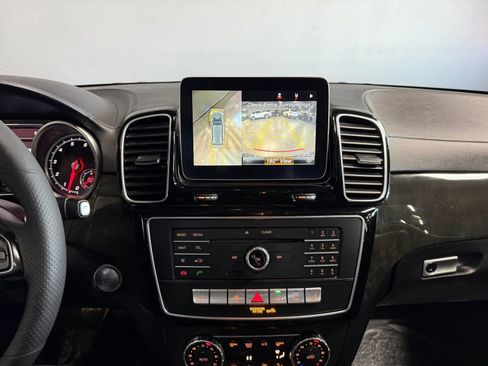 Used 2017 Mercedes-Benz GLS 450 4MATIC image 13