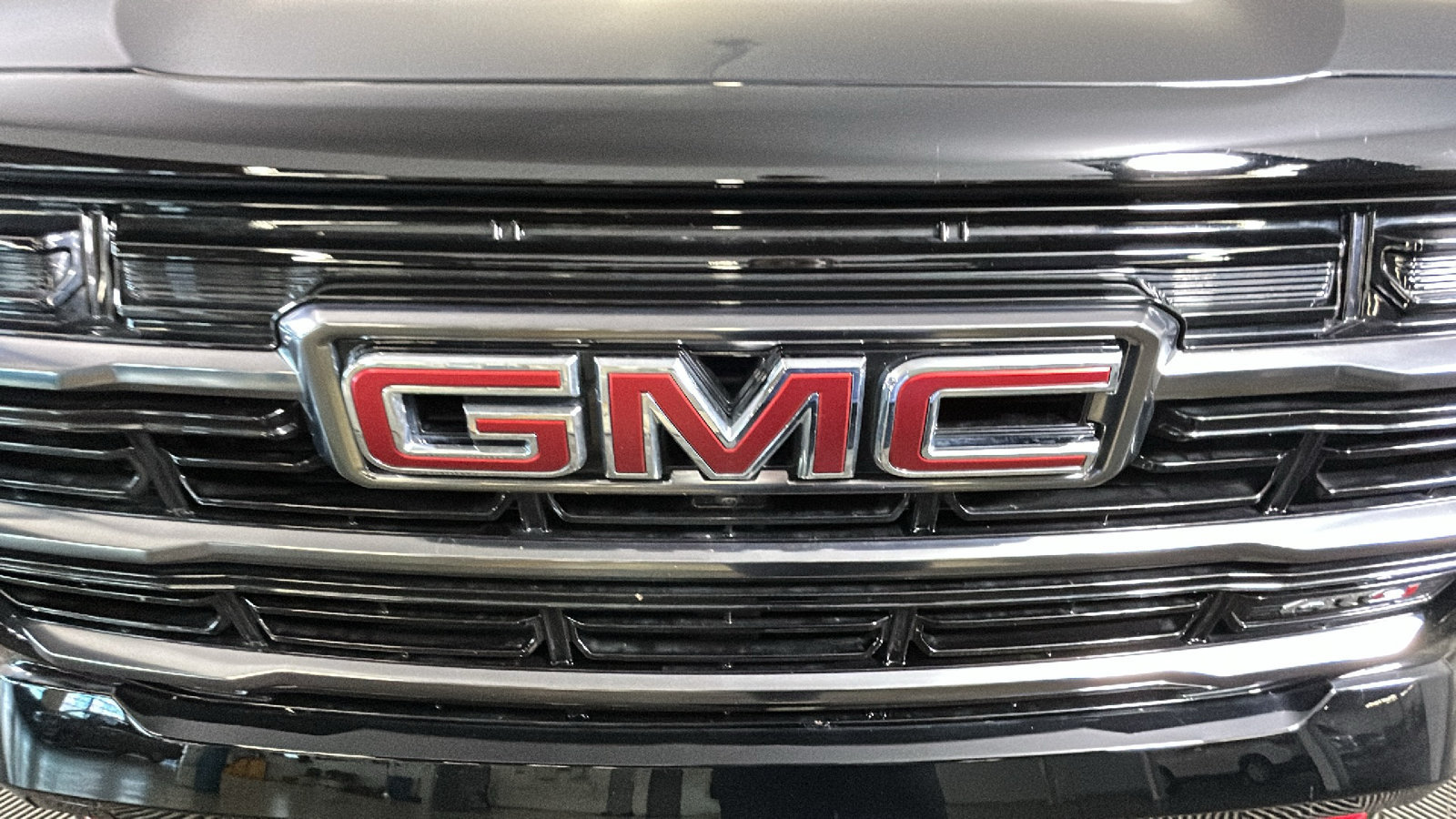 New 2026 GMC Terrain AT4 w/ Technology Package II AWD/4WD image 10