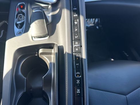 Used 2024 Chevrolet Corvette Stingray image 18