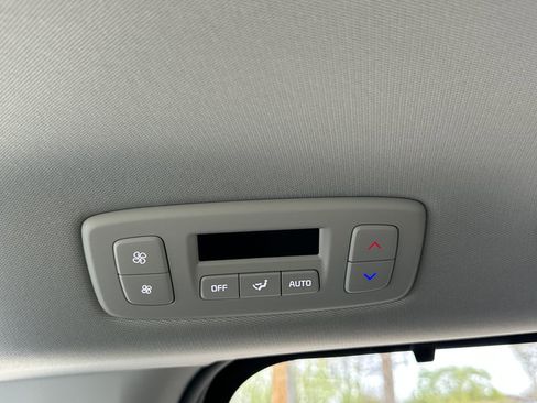 New 2026 Kia Carnival SX FWD image 17
