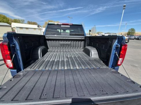 New 2026 GMC Sierra 1500 Elevation image 14