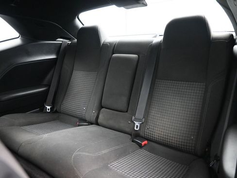 Used 2017 Dodge Challenger R/T RWD image 18
