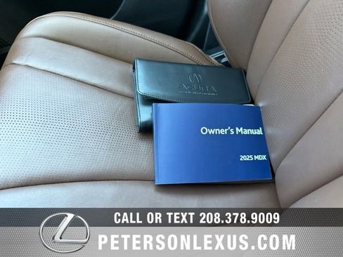 Used 2025 Acura MDX SH-AWD w/ Technology Package image 31