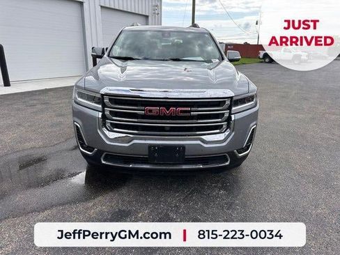 Used 2023 GMC Acadia SLT w/ Technology Package AWD/4WD image 10