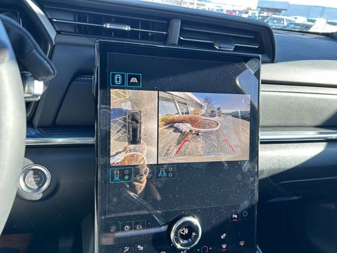 New 2026 GMC Terrain Elevation w/ Technology Package II AWD/4WD image 23