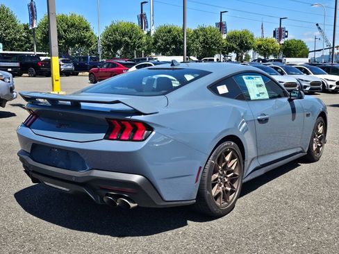 New 2026 Ford Mustang GT Premium w/ GT Performance Package RWD image 6