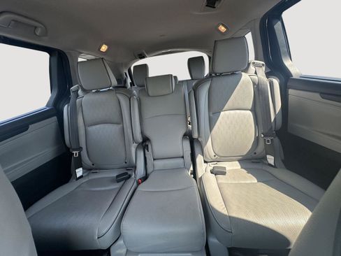 Used 2024 Honda Odyssey Elite image 12
