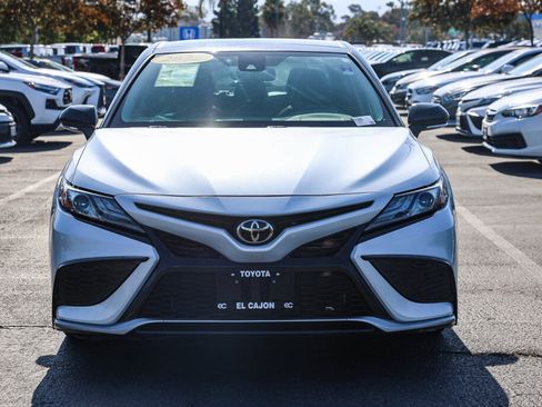 Used 2022 Toyota Camry XSE FWD image 15