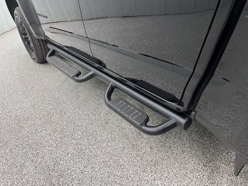 Used 2022 Chevrolet Colorado Z71 w/ Safety Package image 9