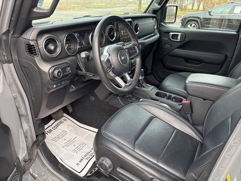 Used 2023 Jeep Wrangler Sahara w/ Cold Weather Group image 19