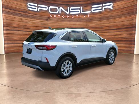 Used 2023 Ford Escape Active w/ Tech Pack #2 image 7