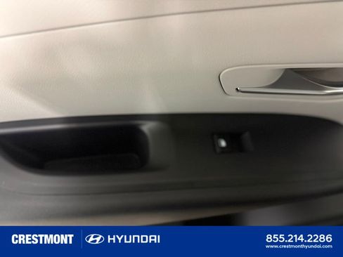 Used 2025 Hyundai Tucson SE AWD/4WD image 19