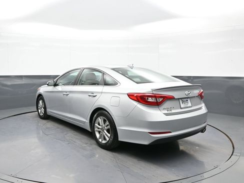 Used 2017 Hyundai Sonata SE image 8