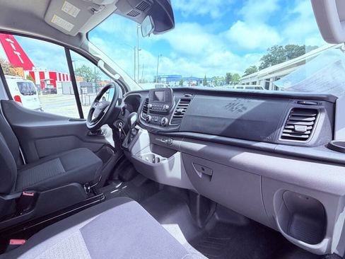 Used 2025 Ford Transit 250 Low Roof w/ Exterior Upgrade Package RWD image 12