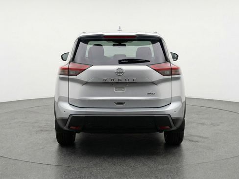 Used 2025 Nissan Rogue SV FWD image 7