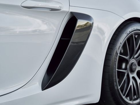 Used 2024 Porsche 718 Cayman GT4 RS w/ Weissach Package image 11